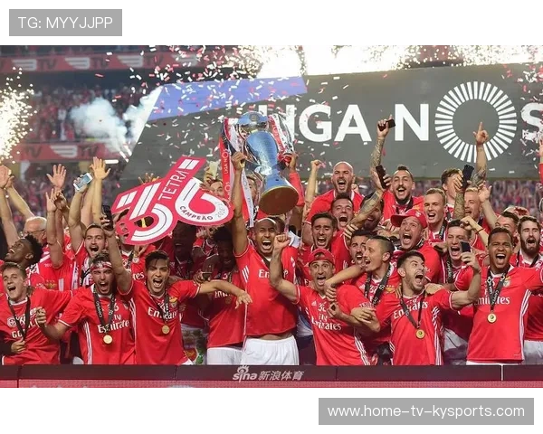 费耶诺德深化技术课题，荷甲劲旅策划长期回报