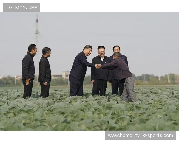 回望新疆之旅：总书记的步履