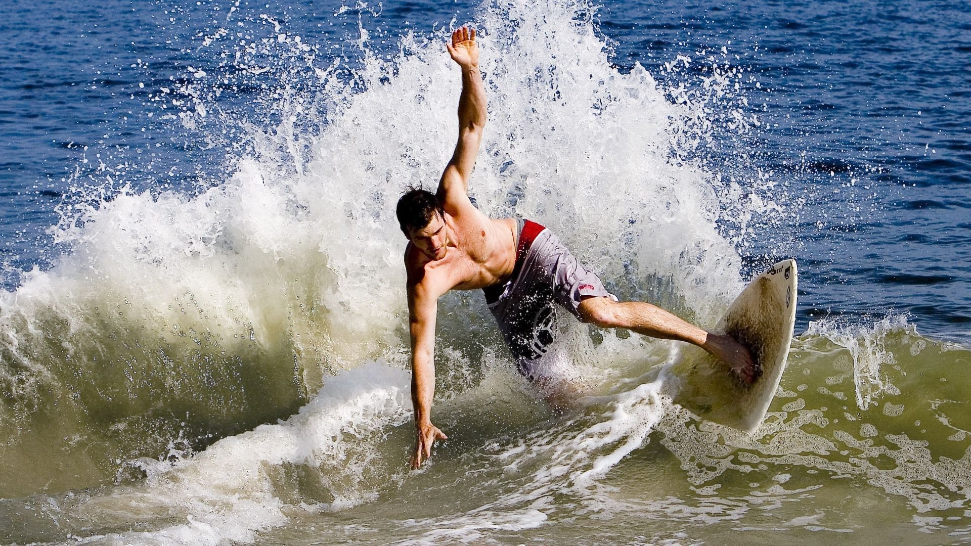 开云在线直播-拼搏青春诠释中国篮球精神，篮球精神的诠释