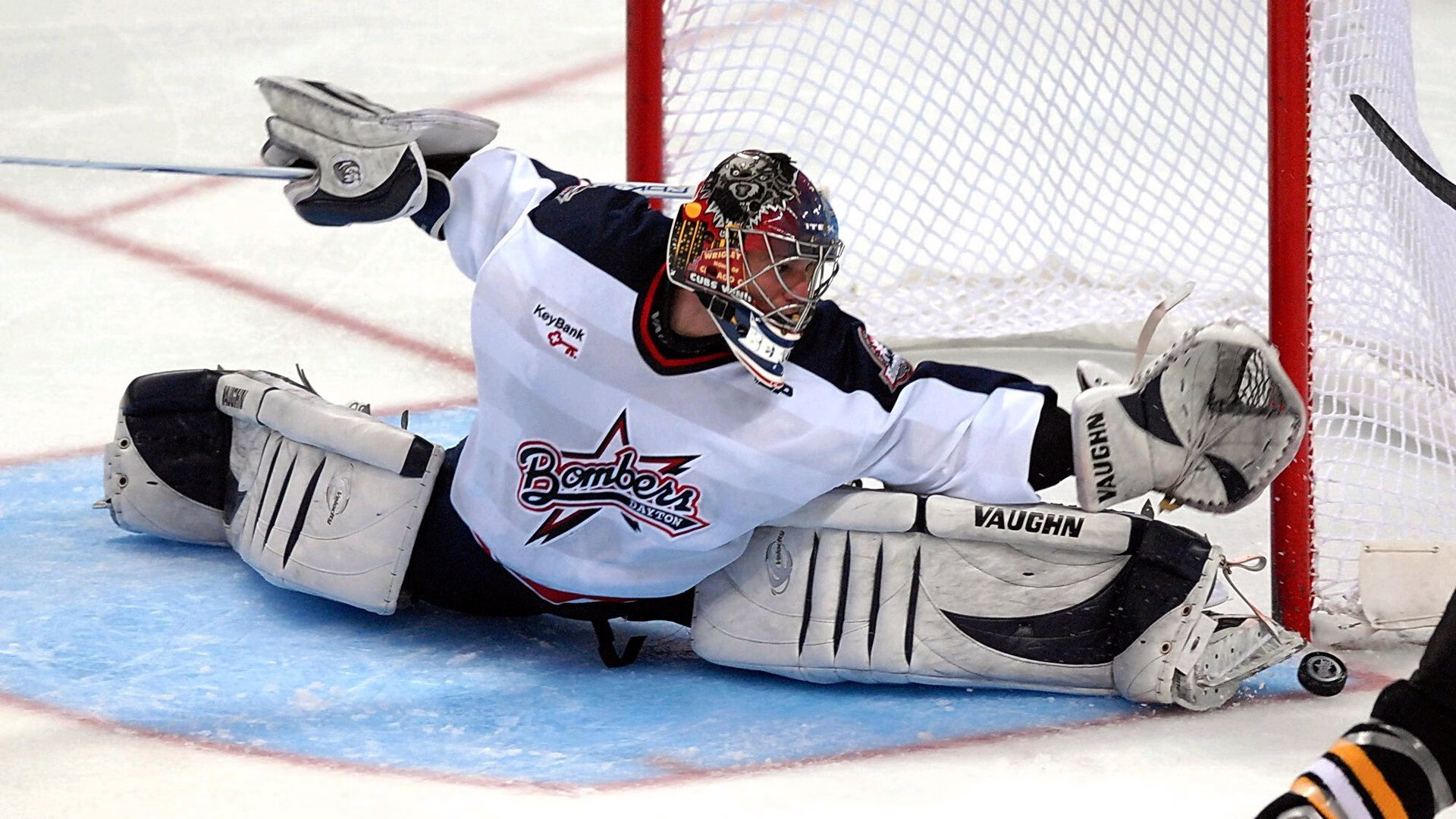 球员赛季关键时刻挺身而出，在关键时刻挺身而出英文