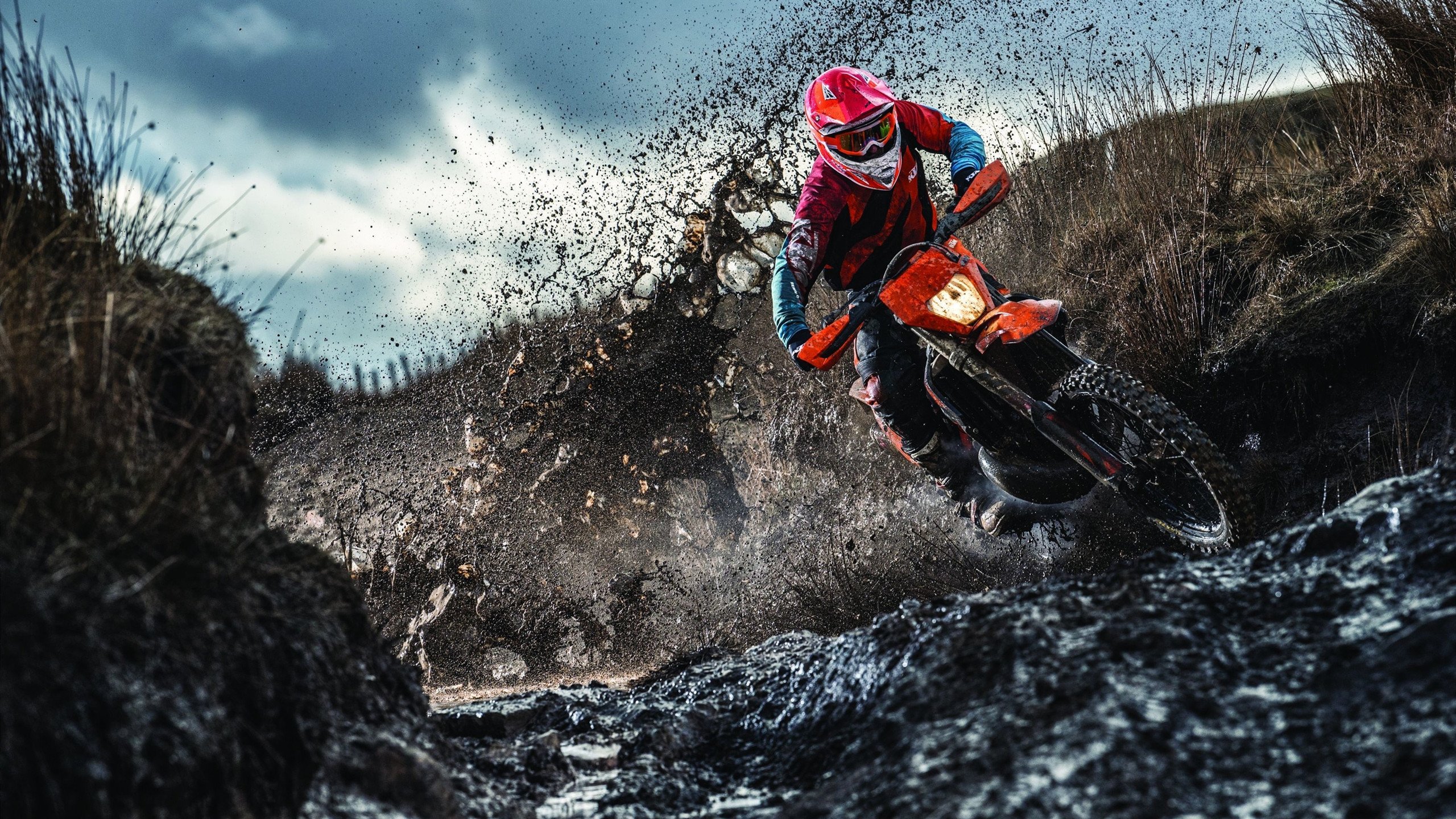 中国女篮又有麻烦了?日本队或归化超级内线:张子宇能打爆她吗?